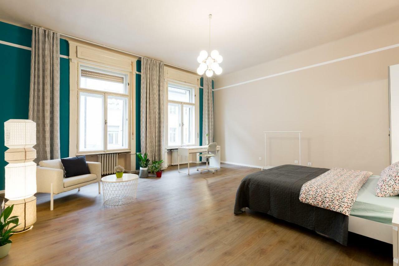 Unique Riverside Apartment Budapest Exterior photo